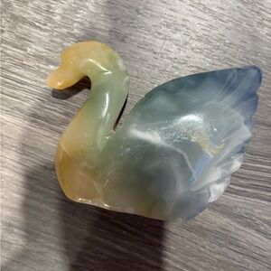 Swan figurine